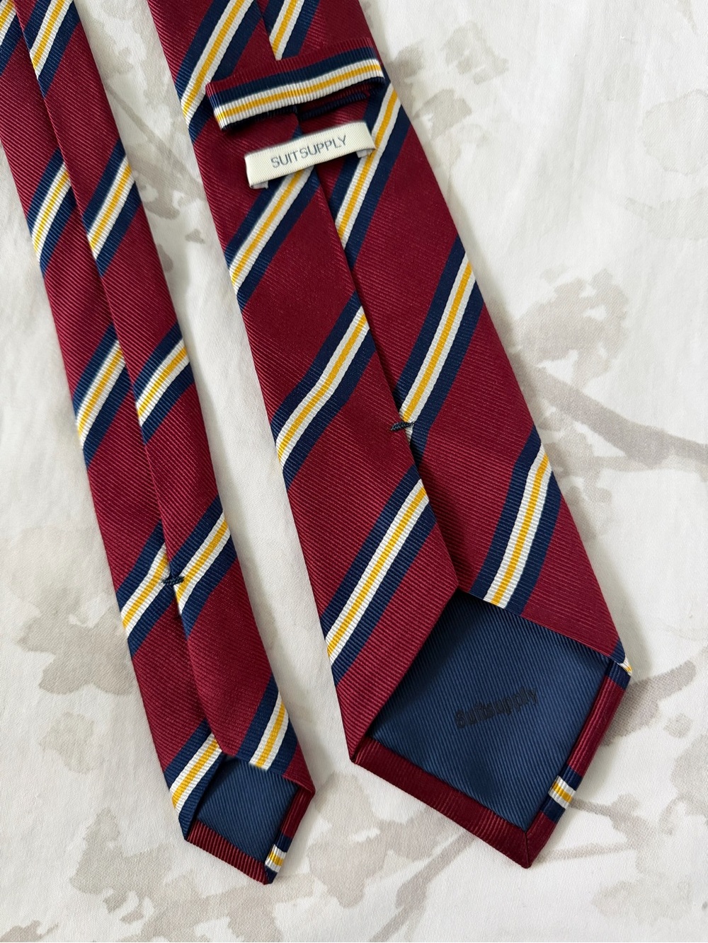 SuitSupply Burgundy Navy Repp Stripes XL Long 100% Silk Tie Necktie 62 x 3,1/8